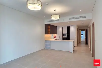 Brand New / High Floor / Prome Location
