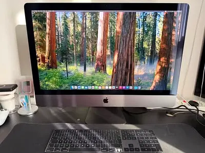 Apple iMac Pro Workstation 27” – Intel Xeon 8-Core – 32GB ECC RAM – 1TB SSD – Space Gray