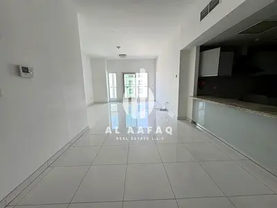 Luxurious 2 BHK | Free Parking | Free Amenities | Laundry Room