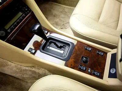 1994 Mercedes-BENZ E-CLASS — миниатюра 13
