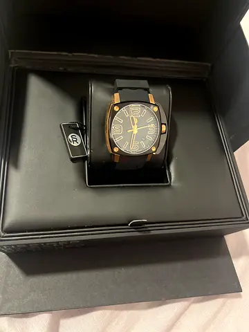 Mens Black Sport Watch with Gold Accents - Like New