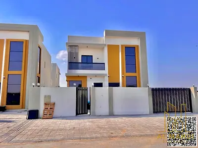 The price includes registration and ownership fees. Modern design and very high-end finishes. Excellent location.