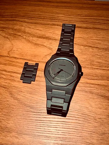 D1 Milano Polycarbon Black Watch - Excellent Condition