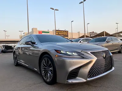 Lexus LS 500 Platinum 2019 American Specs -Clean Titleوارد ولكن صاحي كلين تايتل لاغرق ولاحدث ولتصبغ