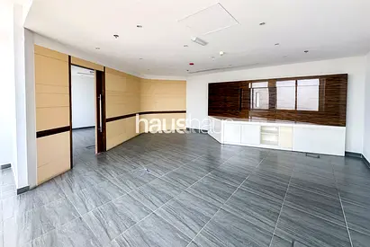 Sea View | Fitted | Unfurnished | DDA License