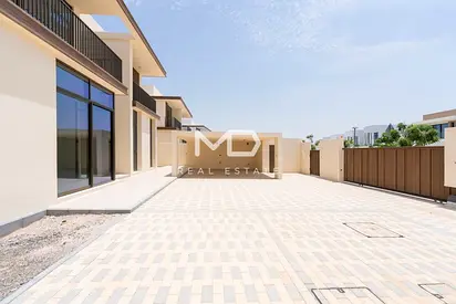 Waterfront Living | Spacious Plot Size | 5BR+Maid