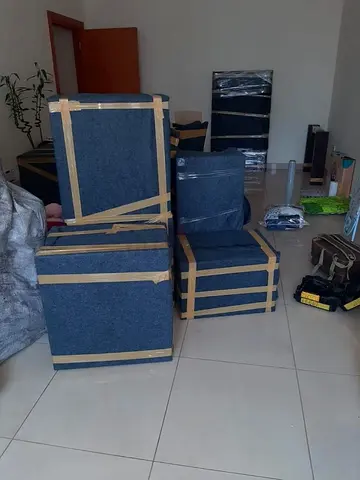 Dubai junk
