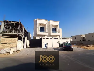 صفقة مميزة |  تصميم عصري|  مساحات واسعة | تكييف مركزي | روف | جاهزة للسكن