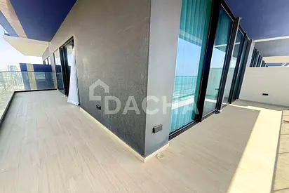 High Floor | Furnished | Closed Kitchen