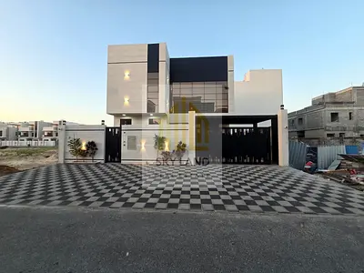 A villa with very high-end, personalized finishing, priced including air conditioning, making it suitable for living or investment.