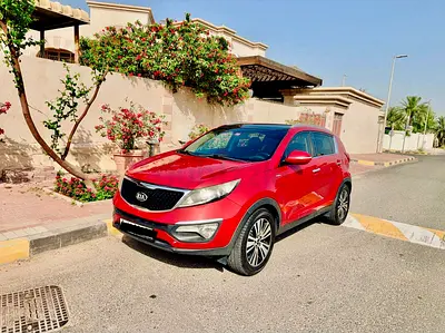 Kia Sportage 2015, GCC, 2.4L, AWD, Top Line, Accident Free, Original paint, Service History.