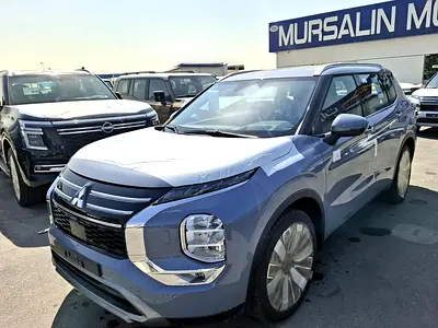 Outlander P Line 2.5L 2026 Grey Petrol (Export Only)
