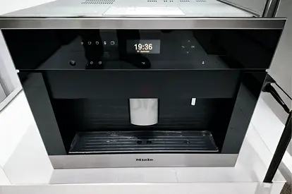 Miele Built-in Coffee Machine 6401 – Premium German Model