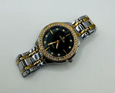 Slimstar quartz wristwatch