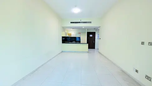 1 MONTH RENT FREE |•| CHILLER FREE |•| NEAR METRO |•| ONLY FAMILY