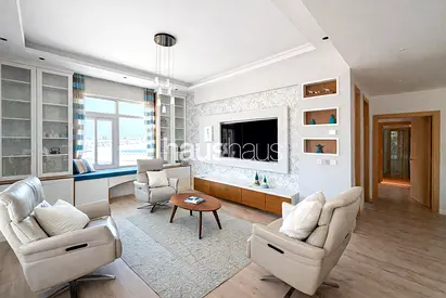 Sea View | Direct Beach Access | Partial Upgrades