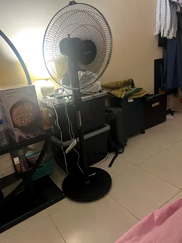 Standing pedestal fan - used, good working condition