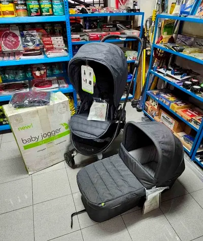 Baby Jogger City Tour LUX Portable Travel Stroller And Bassinet