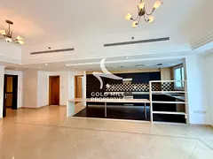 Fully Fitted - Chiller Free - Covered Parking - Attached Bath &amp; Pantry