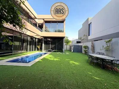 Luxurious villa for sale with private pool. Big backyard private parking