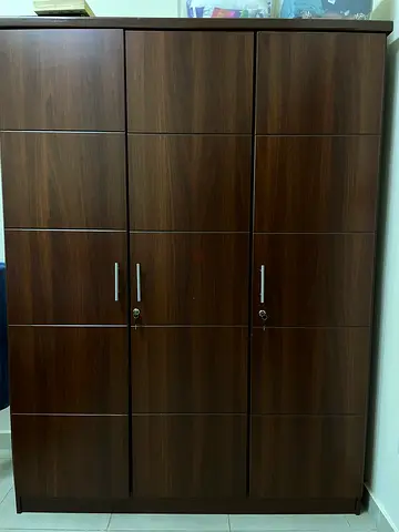 3 door wooden cupboard