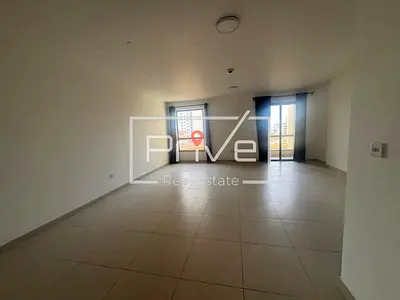 Unfurnished | Spacious | Community View