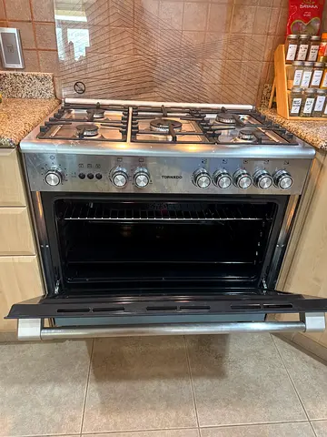 Stainless Steel 5-Burner Gas Range with Built-in Oven