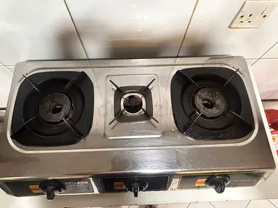 Used 3-Burner Stainless Steel Gas Stove — With Gas Cylinder and connection tune