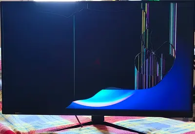 Broken 32 LED TV with cracked screen - for sell/ parts/repair. Purchase date: October 2025 BurDubai