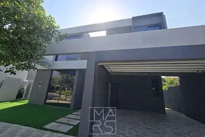 Luxury 4-Bedroom Villa available for rent in Masaar