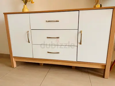 Drawer cabinet