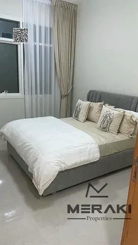 غرفتين وصاله تسليم فوري موقع واعد جدا تملك حر باقساط شهري : 5,200 درهم