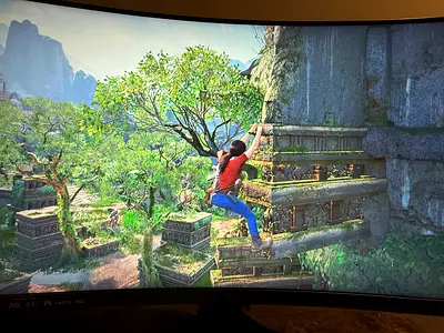 AOC C32G2ZE 32” Curved Gaming Monitor – 240Hz – Competitive Curved Monitor