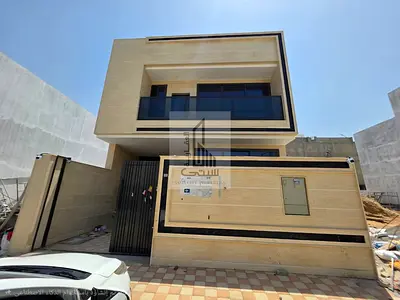 📌 فيلا تاون هاوس للبيع – تصميم عصري ومساحات مريحة