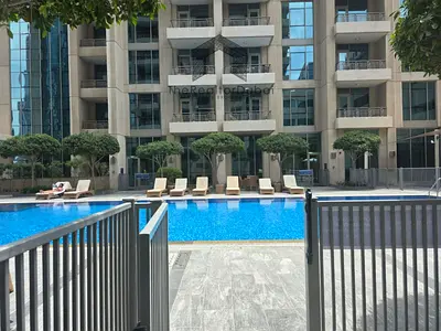 Mid floor | Boulevard View | Semi furnished | 4 cheques