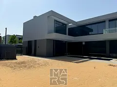 UNIQUE 5BHK VILLA l SPACIOUS l BIGGEST LAYOUT l CLOSE TO DUBAI