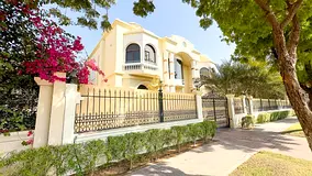 LUXURIOUS 8BR | FULLY FURNISHED | GARDEN | LAKE VIEW | PVT POOL| CINEMA HALL | ELEVATOR I PRIME LOCA