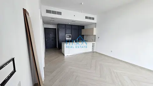READY TO MOVE | SPACIOUS UNIT | PARK VIEW