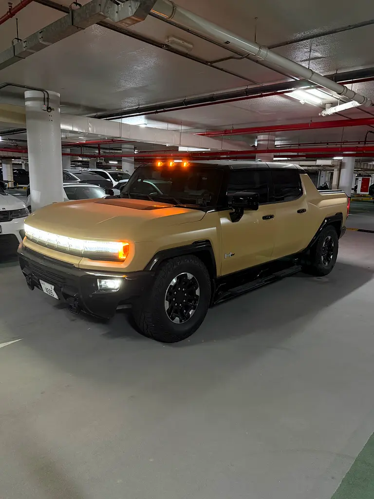 GMC Hummer 2022 — photo 1 of 7