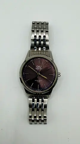 QQ Superior wristwatch