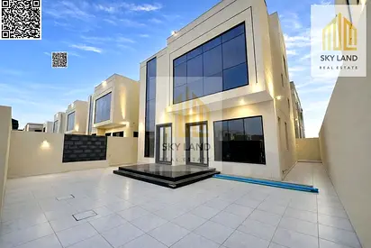 On a main street, close to all services_2floors,roof_Registration free_freehold_Negotiable