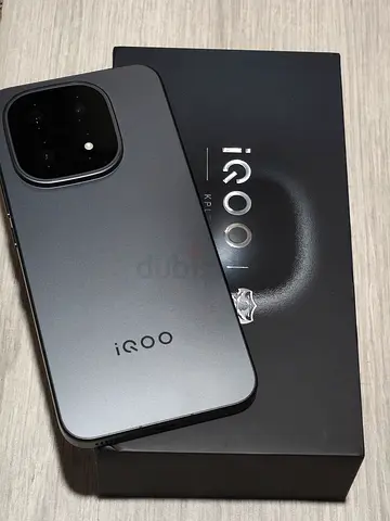 IQOO 15 Open box 12/256 Black with purchase receipt Same as new