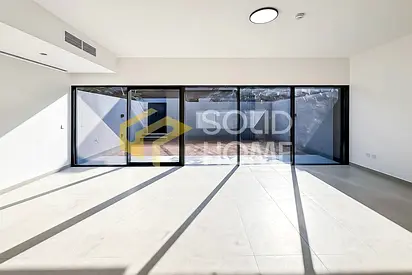 Spacious Living Awaits | Best Layout | Ready to move