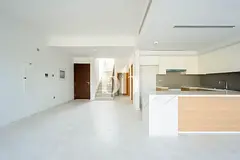 Single Row | On Park | Near Pool | Vacant End June
