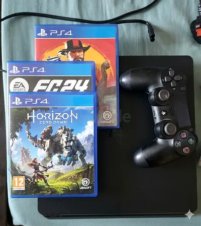 PlayStation 4 Slim with DualShock 4 + 5 Games