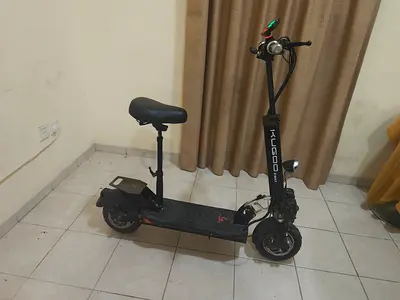 Kugoo Electric Scooter with Seat Good Working Condition, good battery powered