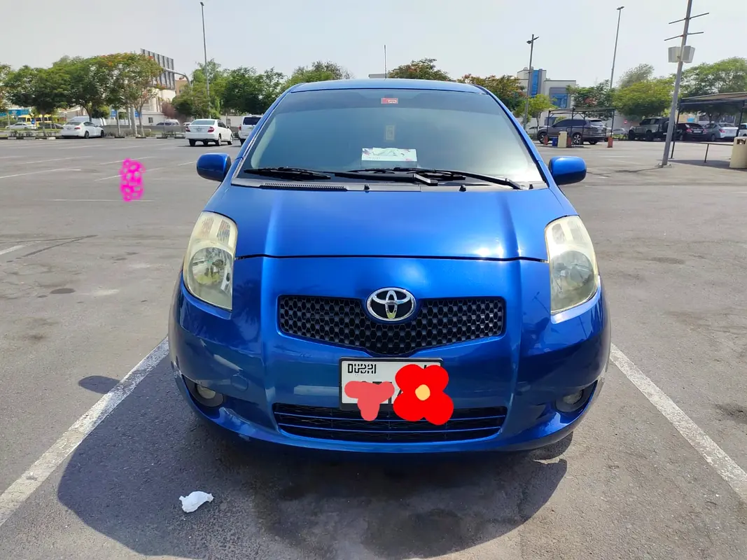 Toyota Yaris 2007 — photo 1 of 13