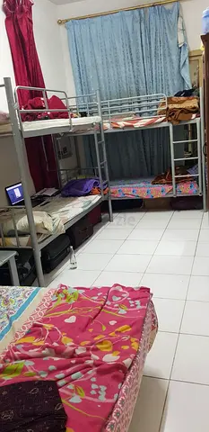 BED SPACE  AVAILABLE