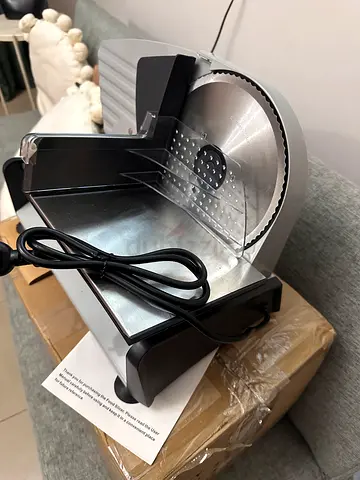 Food slicer