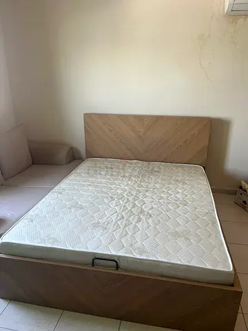 Hydraulic lift storage bed with mattress and headboard - Queen Size, almost new used few times only,